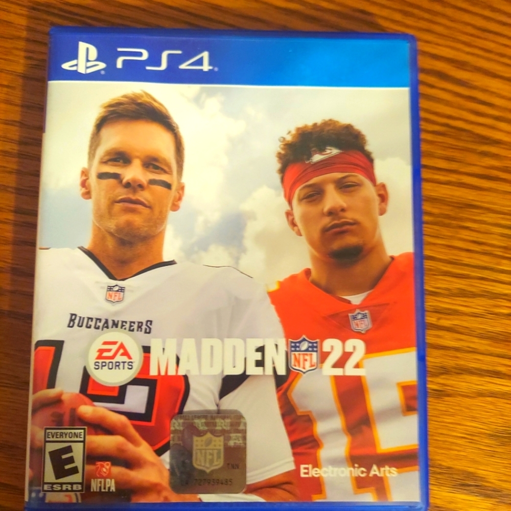 2022 Madden Ps4+12 H.O.F Trading cards